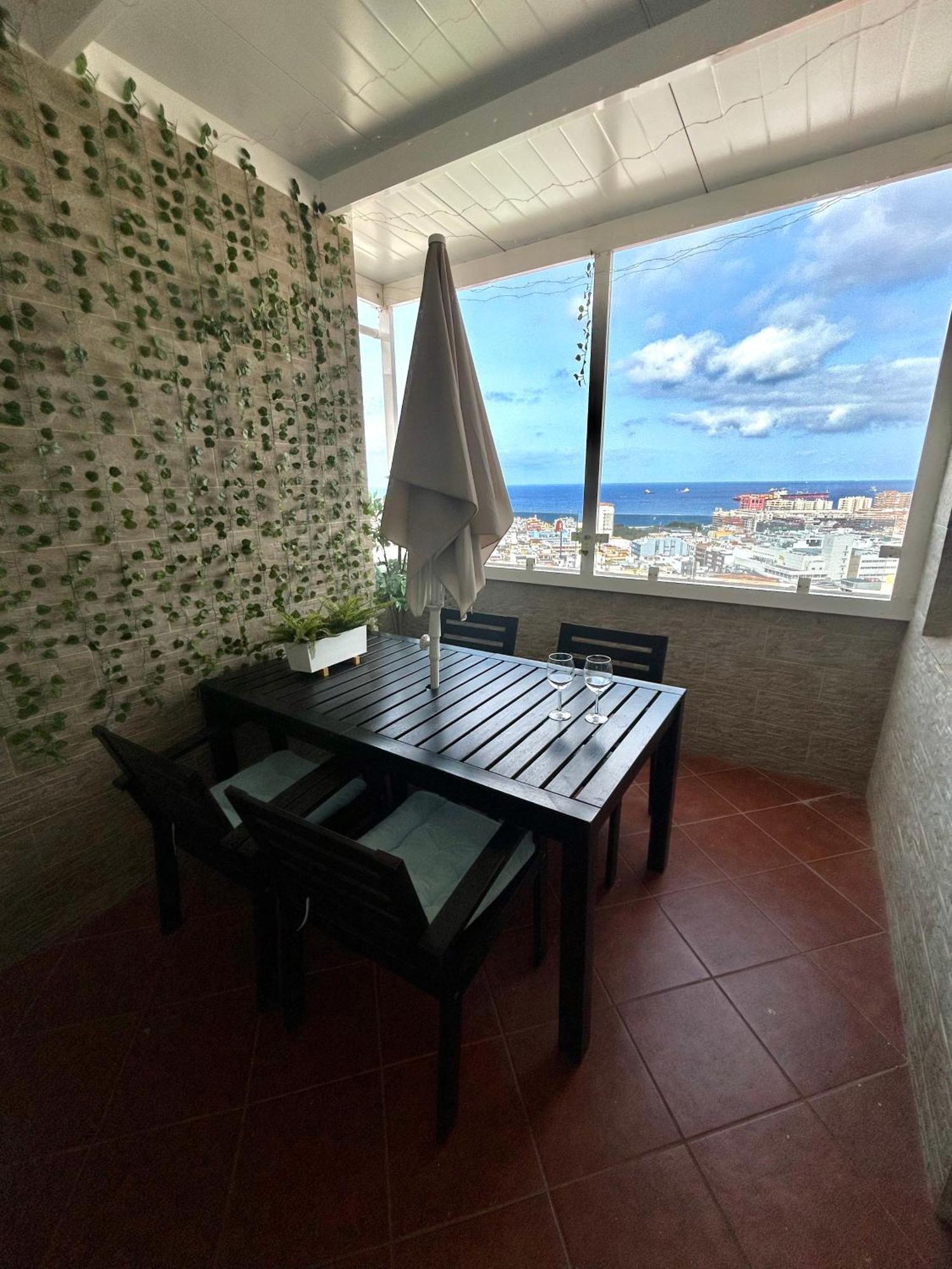 Atico Con Vistas Al Mar Cerca Del Casco Historico Appartement Las Palmas